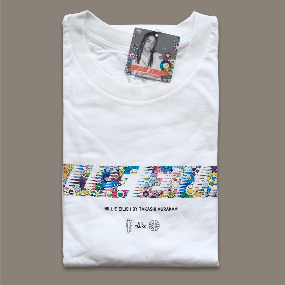 Billie Eilish x Takashi Murakami oversized graphic uniqlo t shirt
